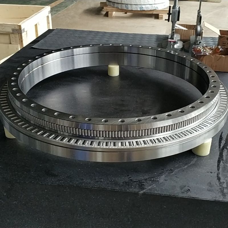 Triple-row roller slewing ring bearing